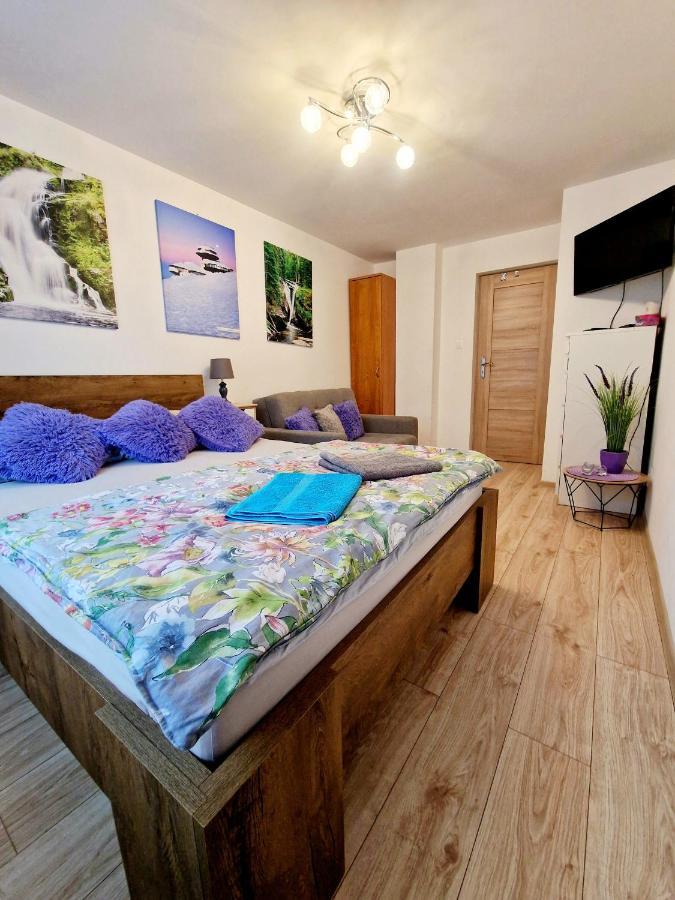 Room4U Mieszkania W Centrum Sklářská Poruba Exteriér fotografie